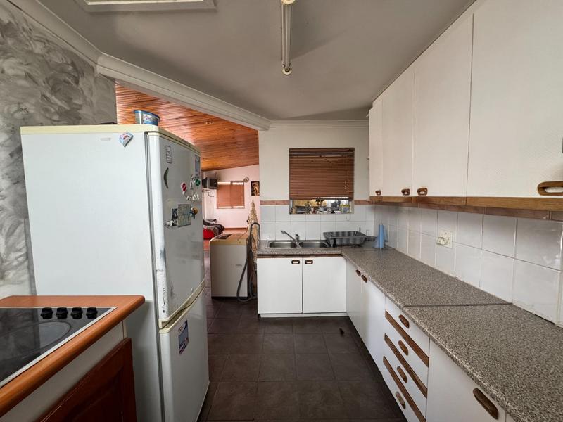 4 Bedroom Property for Sale in Athlone Western Cape